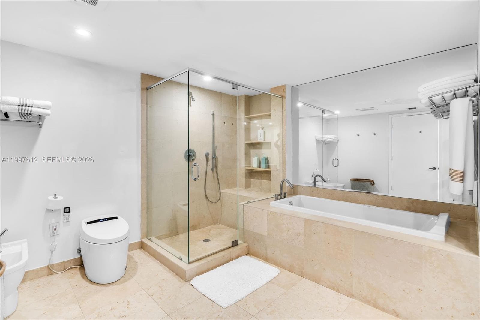495 Brickell Ave # 5301, Miami FL 33131 — 13
