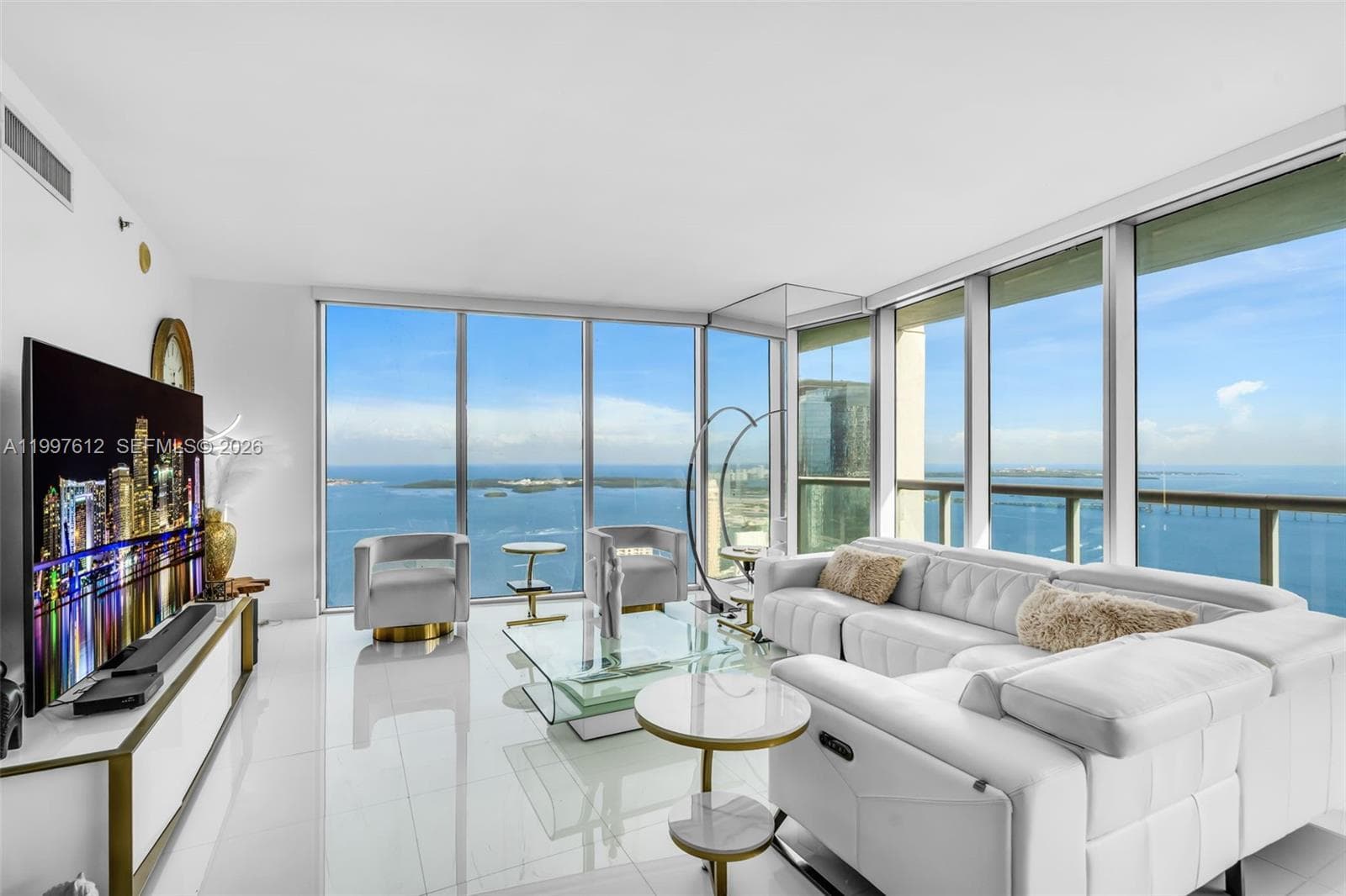 495 Brickell Ave # 5301, Miami FL 33131 — 3