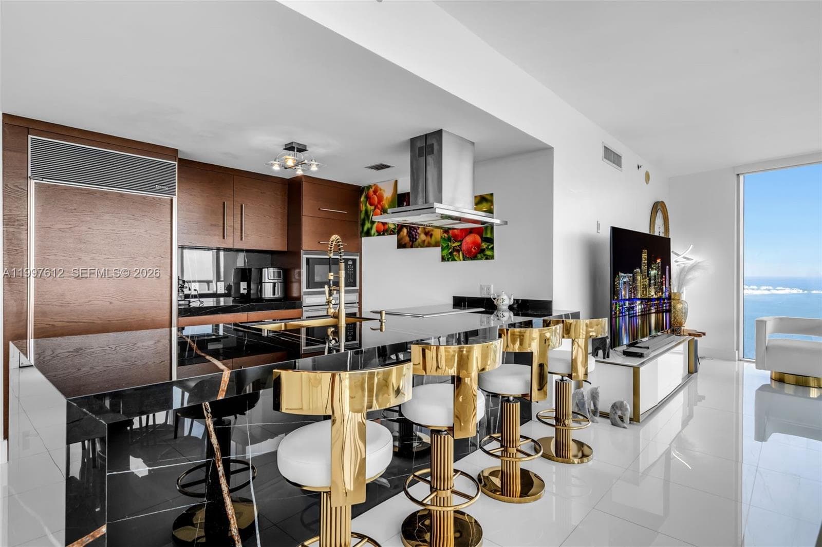 495 Brickell Ave # 5301, Miami FL 33131 — 9