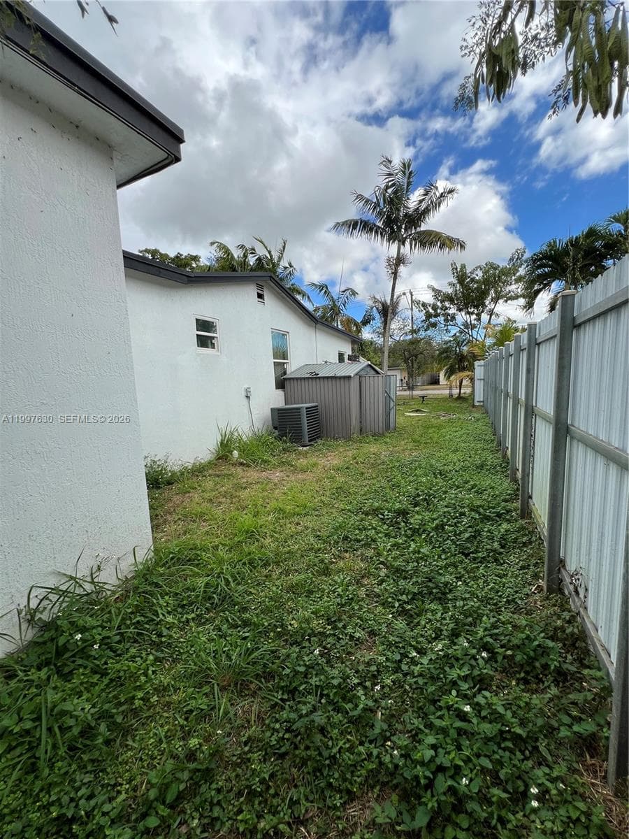 450 NW 4th Ave, Homestead FL 33030 — 10