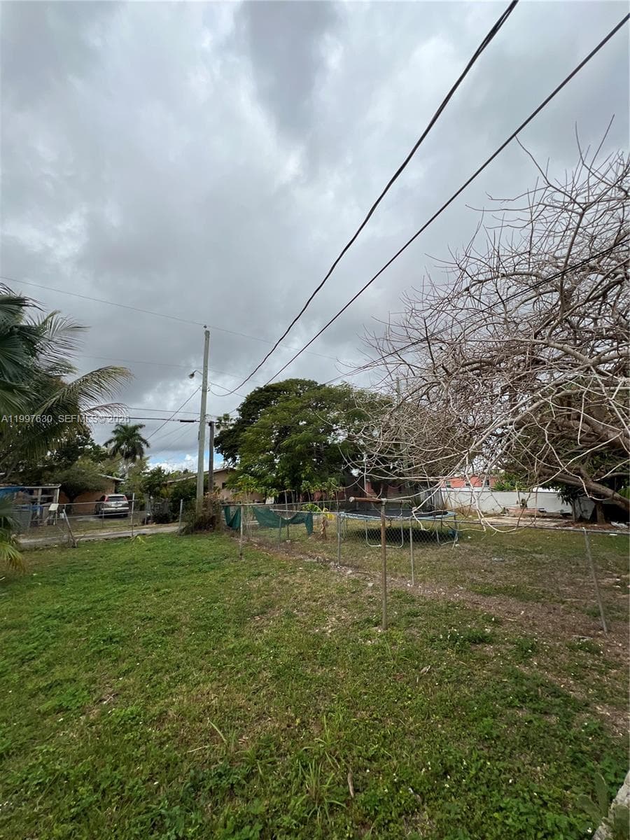 450 NW 4th Ave, Homestead FL 33030 — 8