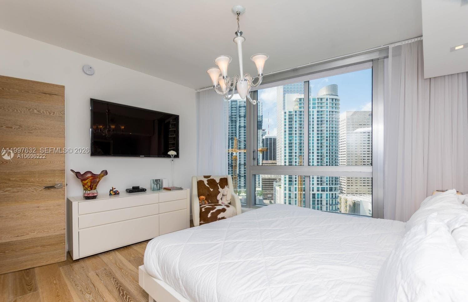 465 Brickell Ave # 2301, Miami FL 33131 — 17