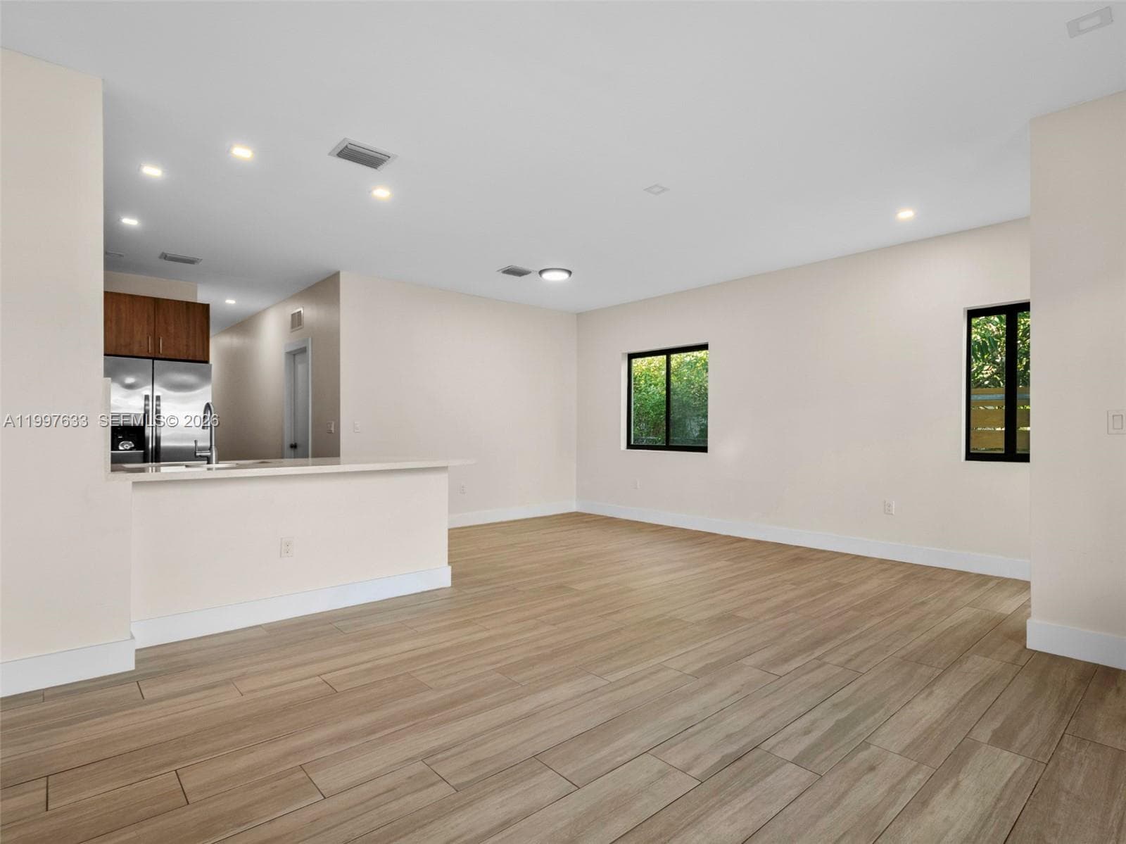 5428 NW 3rd Ave, Miami FL 33127 — 6