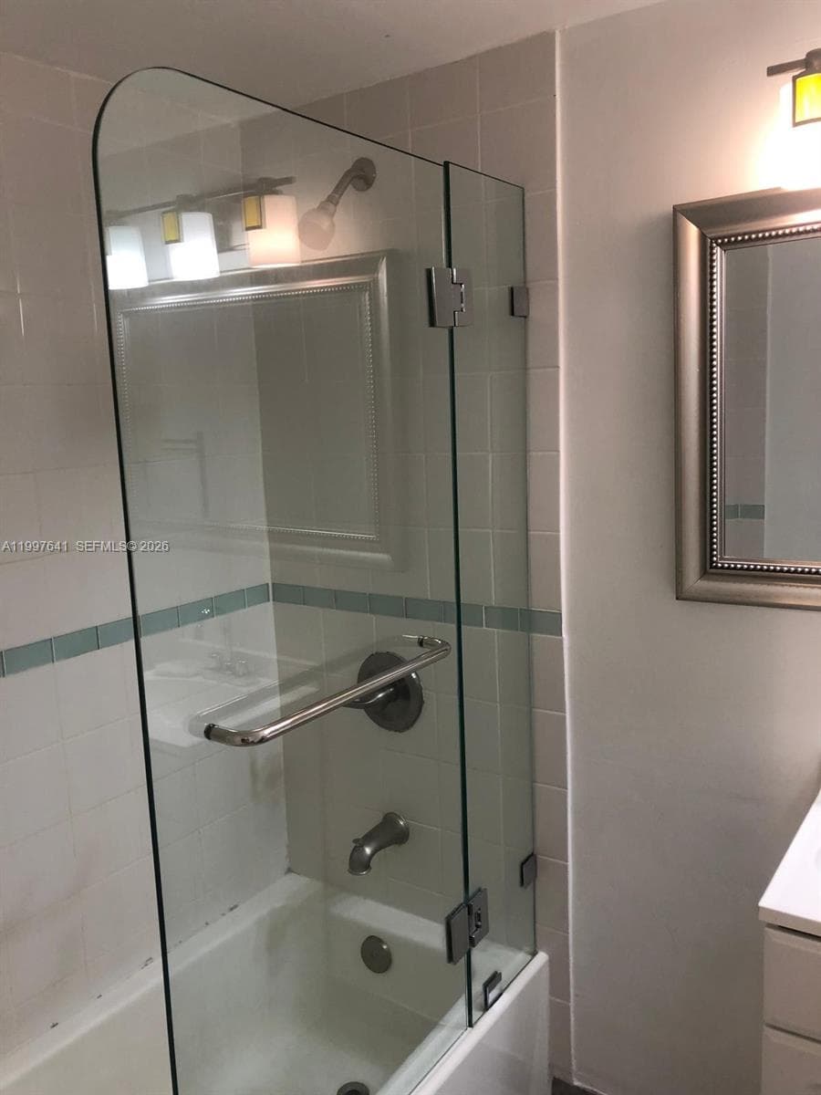 2750 NE 183rd St # 801, Aventura FL 33160 — 27