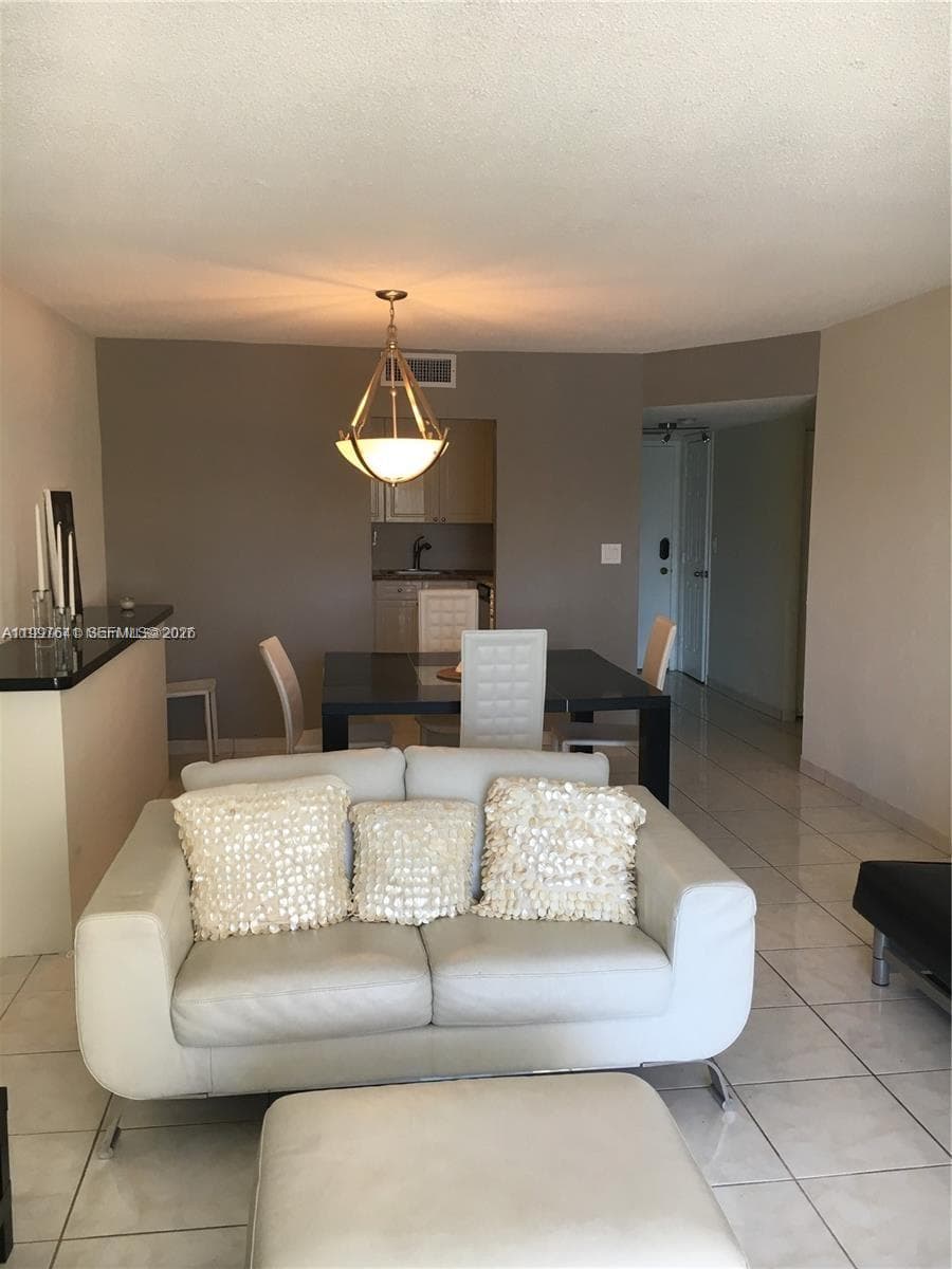 2750 NE 183rd St # 801, Aventura FL 33160 — 17