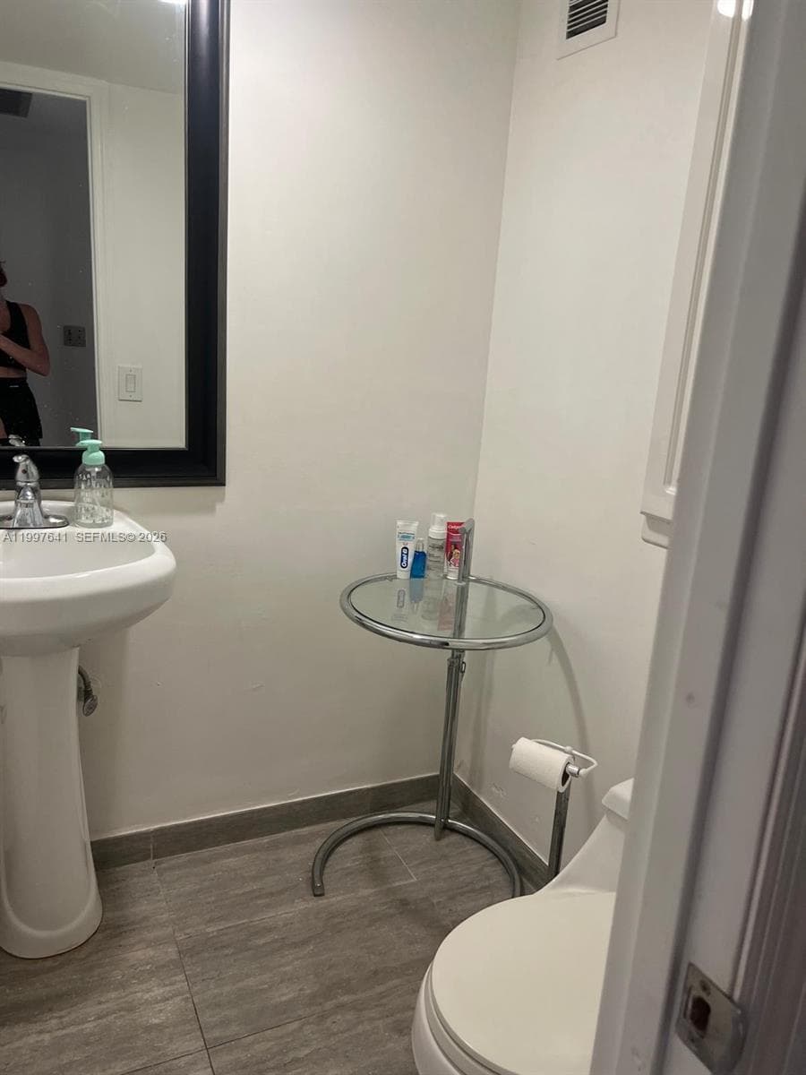 2750 NE 183rd St # 801, Aventura FL 33160 — 28