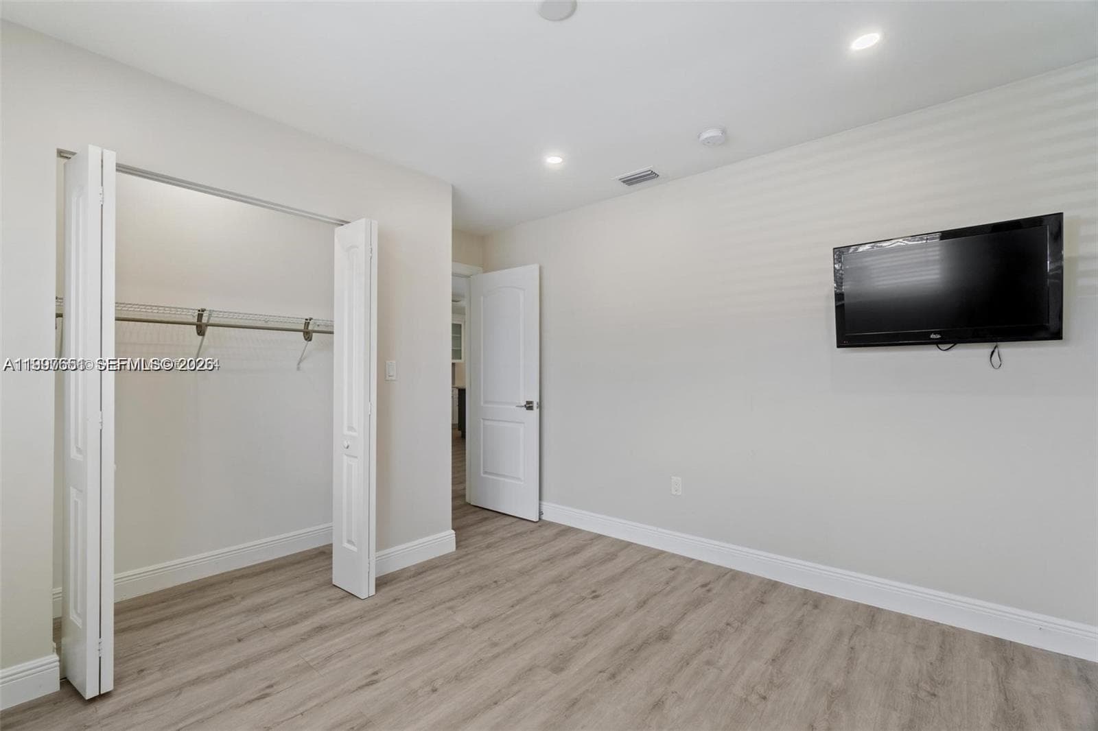 330 W 74th Pl # 330, Hialeah FL 33014 — 19