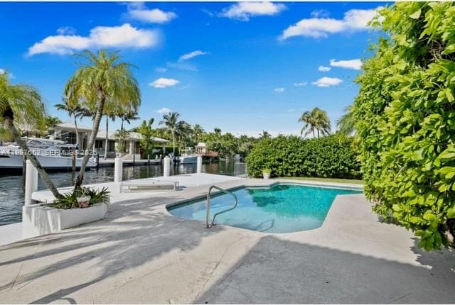 1400 NE 103rd St, Miami Shores FL 33138 — 9