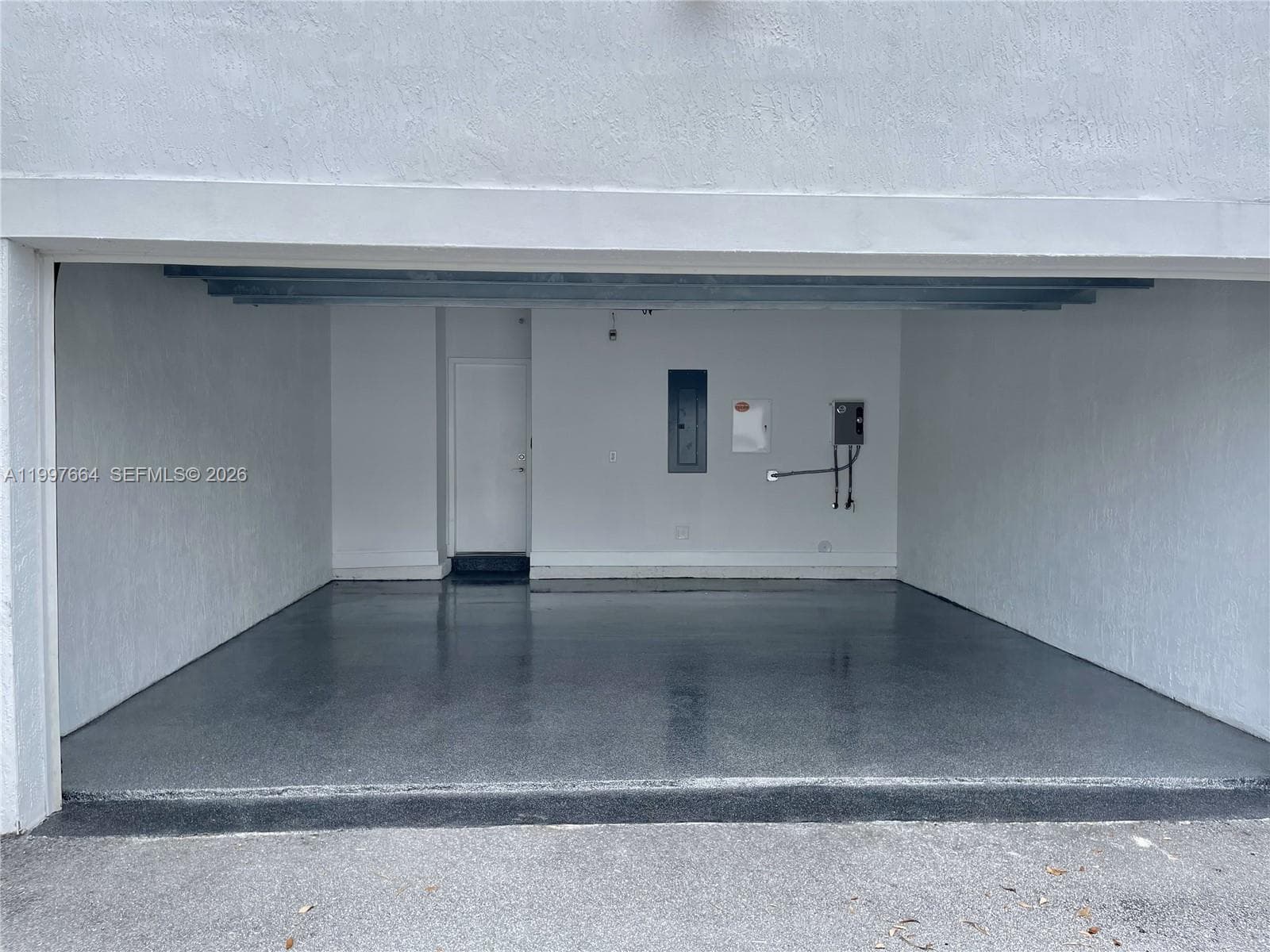 2621 NE 212th Ter # 211, Miami FL 33180 — 9