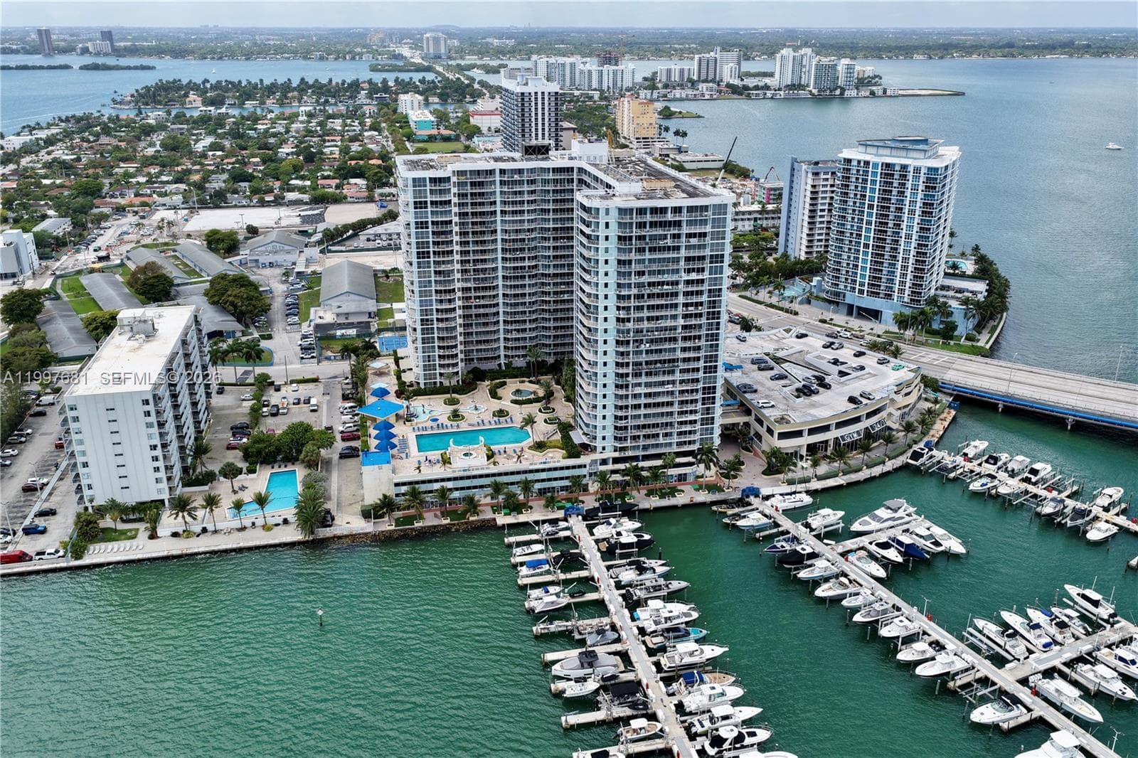 7601 E Treasure Dr # 2319, North Bay Village FL 33141 — 18