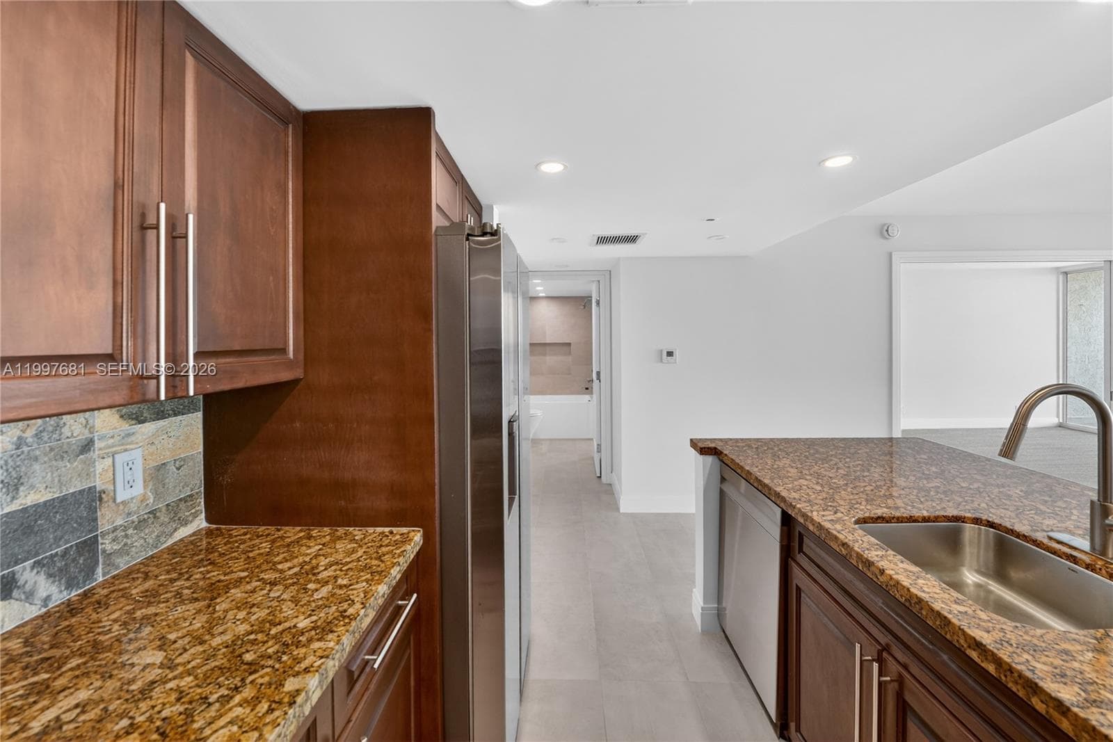 7601 E Treasure Dr # 2319, North Bay Village FL 33141 — 19