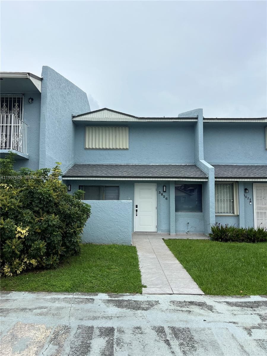 3826 SW 107th Ave # 2, Miami FL 33165 — 1