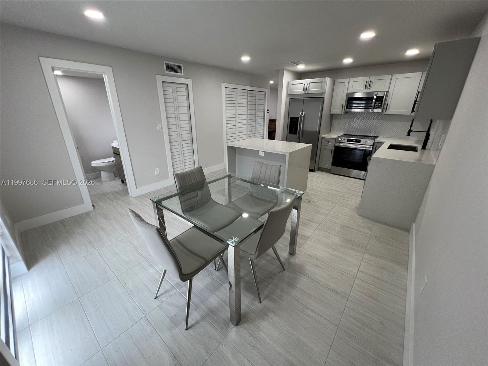 3826 SW 107th Ave # 2, Miami FL 33165 — 4