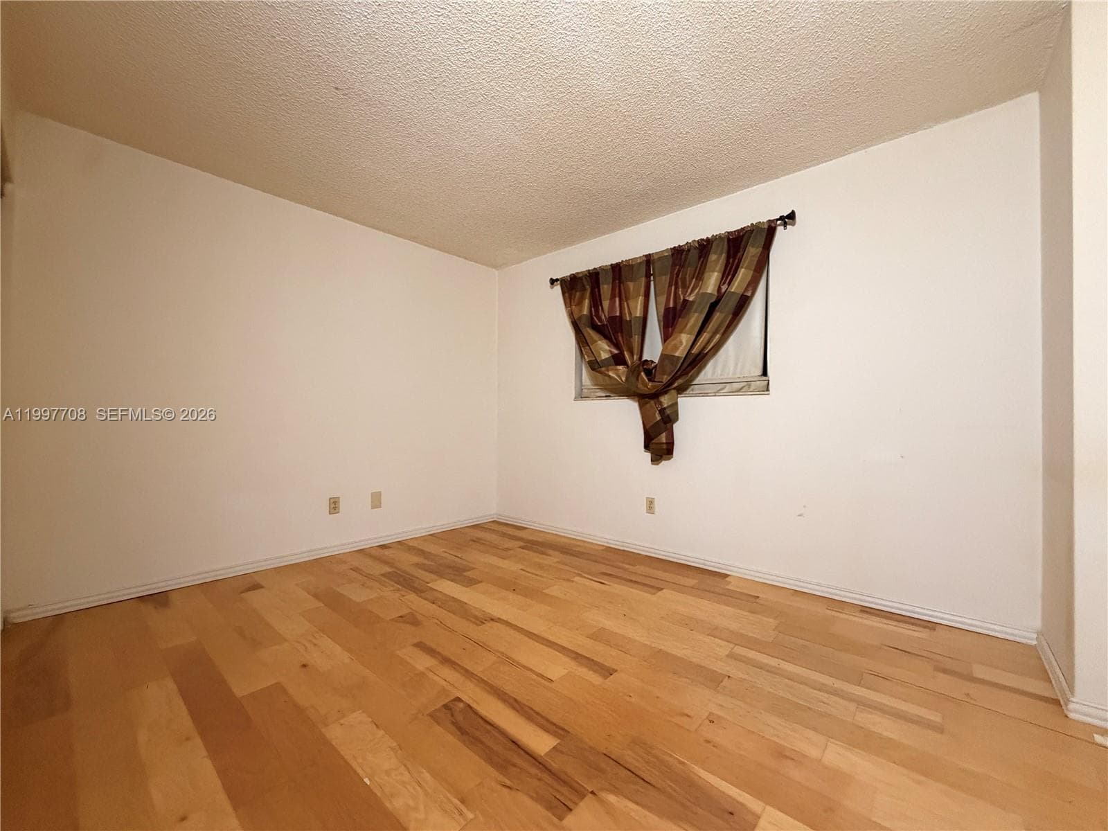 17000 NW 67th Ave # 115, Hialeah FL 33015 — 16