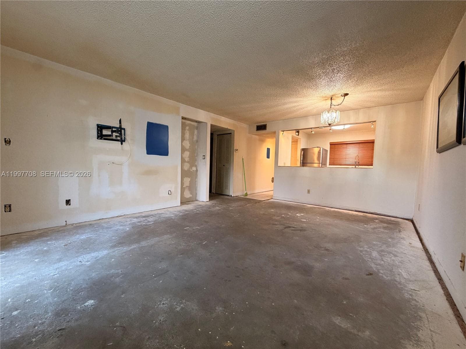 17000 NW 67th Ave # 115, Hialeah FL 33015 — 12