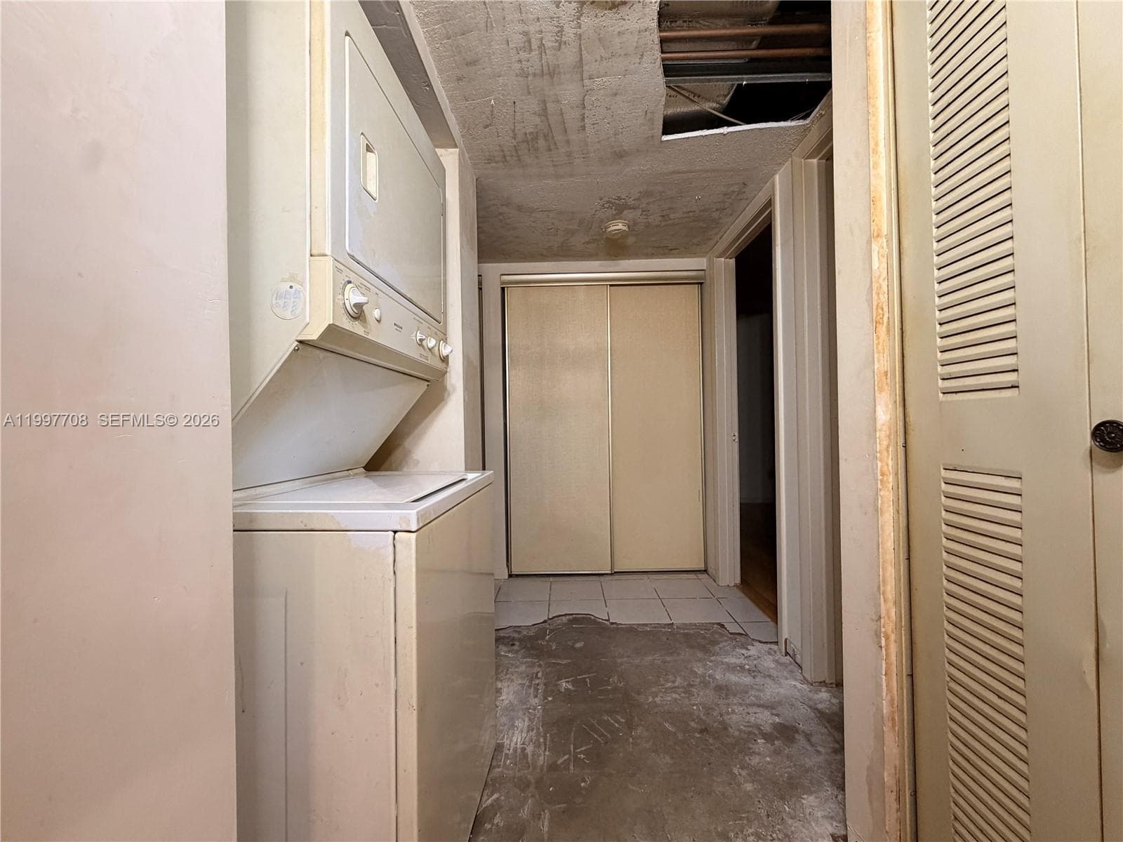 17000 NW 67th Ave # 115, Hialeah FL 33015 — 14