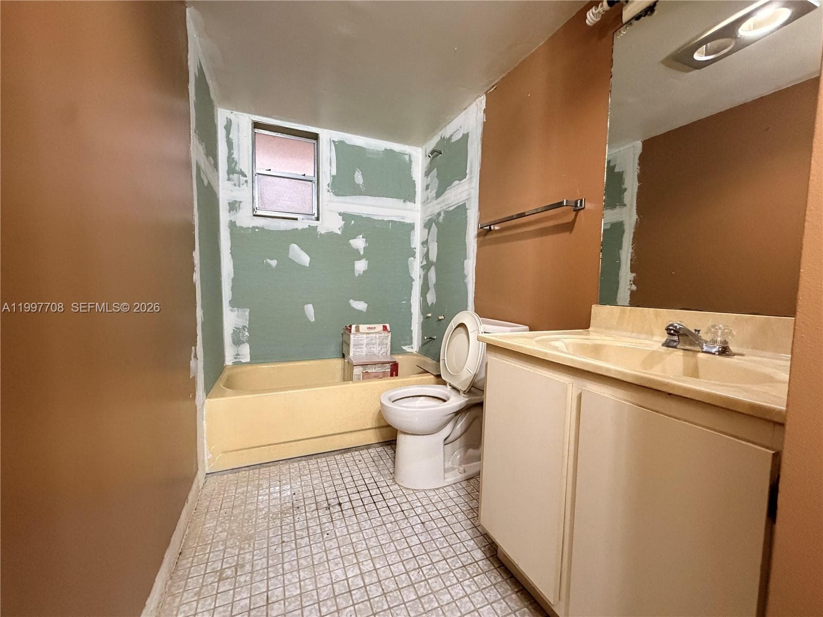 17000 NW 67th Ave # 115, Hialeah FL 33015 — 15