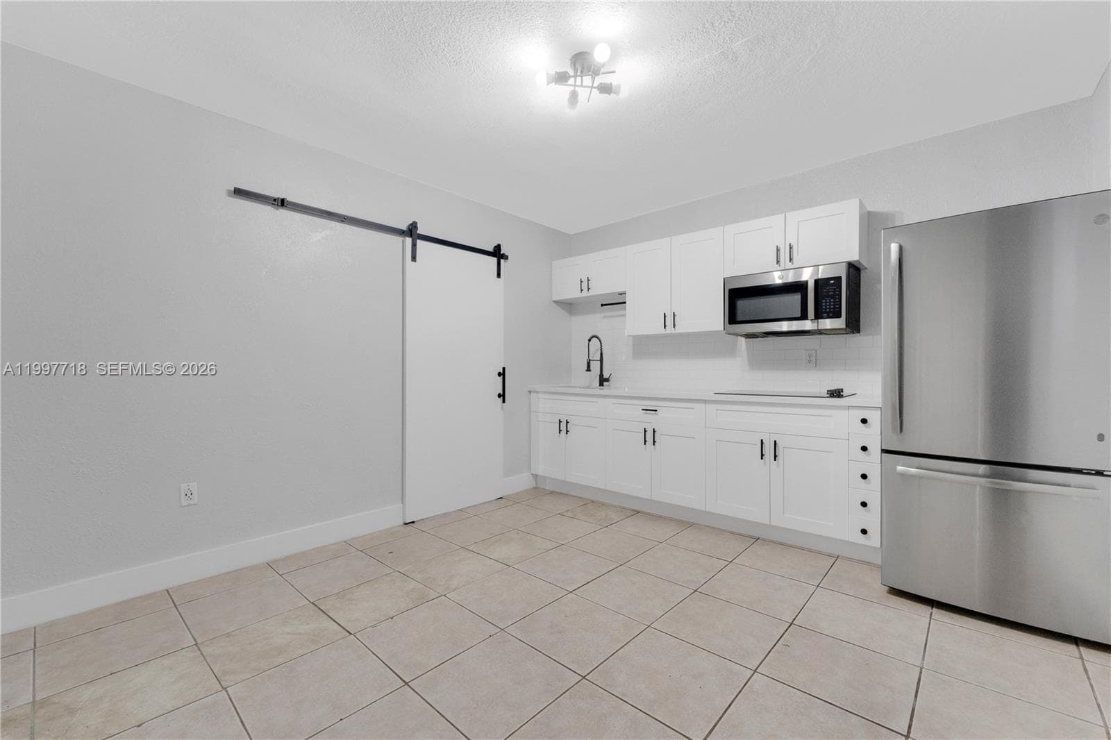 3827 SW 88th Ct, Miami FL 33165 — 22