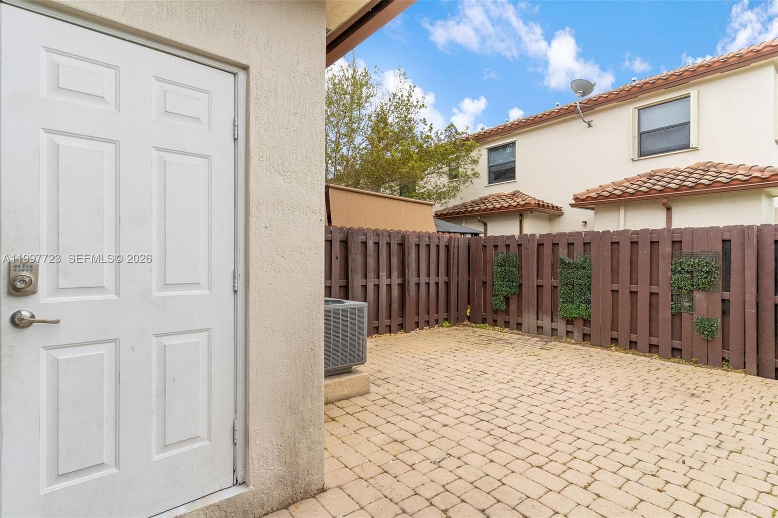 3202 SE 6th St, Homestead FL 33033 — 27