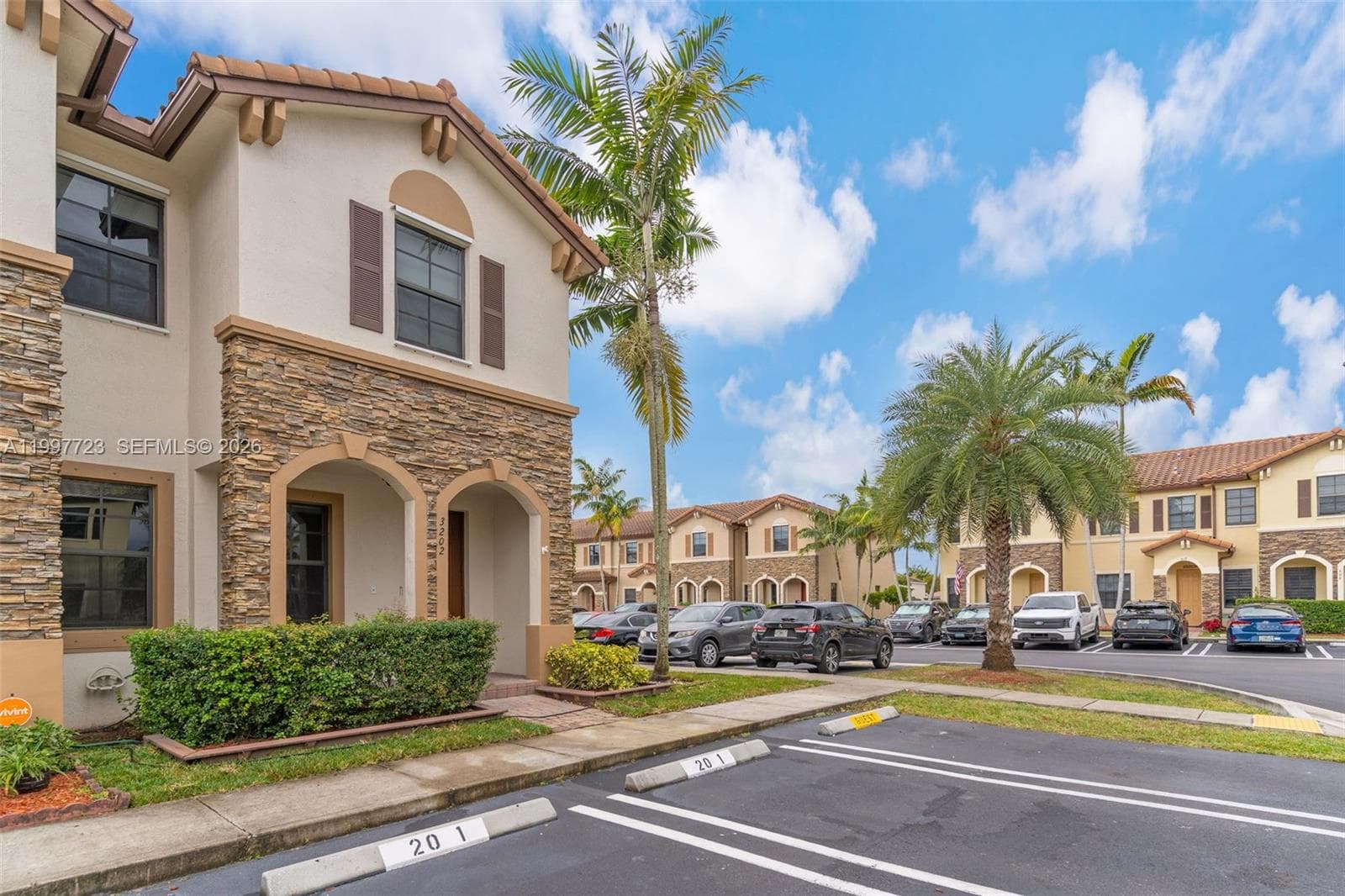 3202 SE 6th St, Homestead FL 33033 — 3