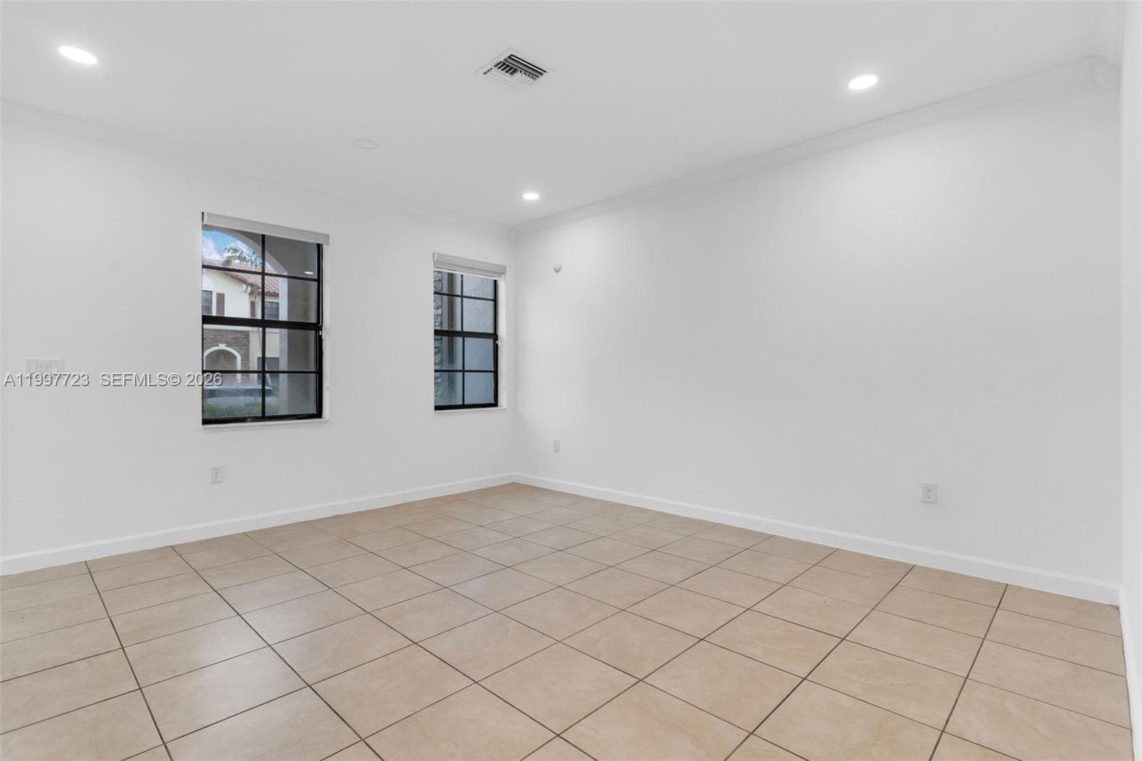 3202 SE 6th St, Homestead FL 33033 — 10