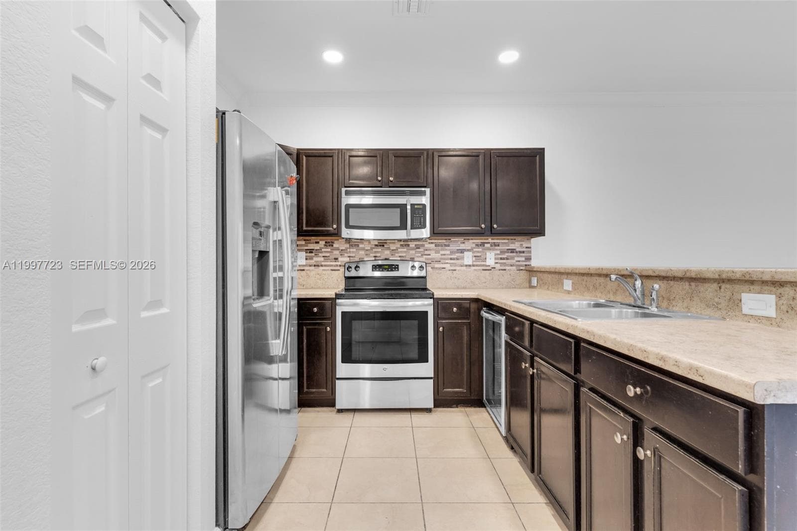 3202 SE 6th St, Homestead FL 33033 — 8