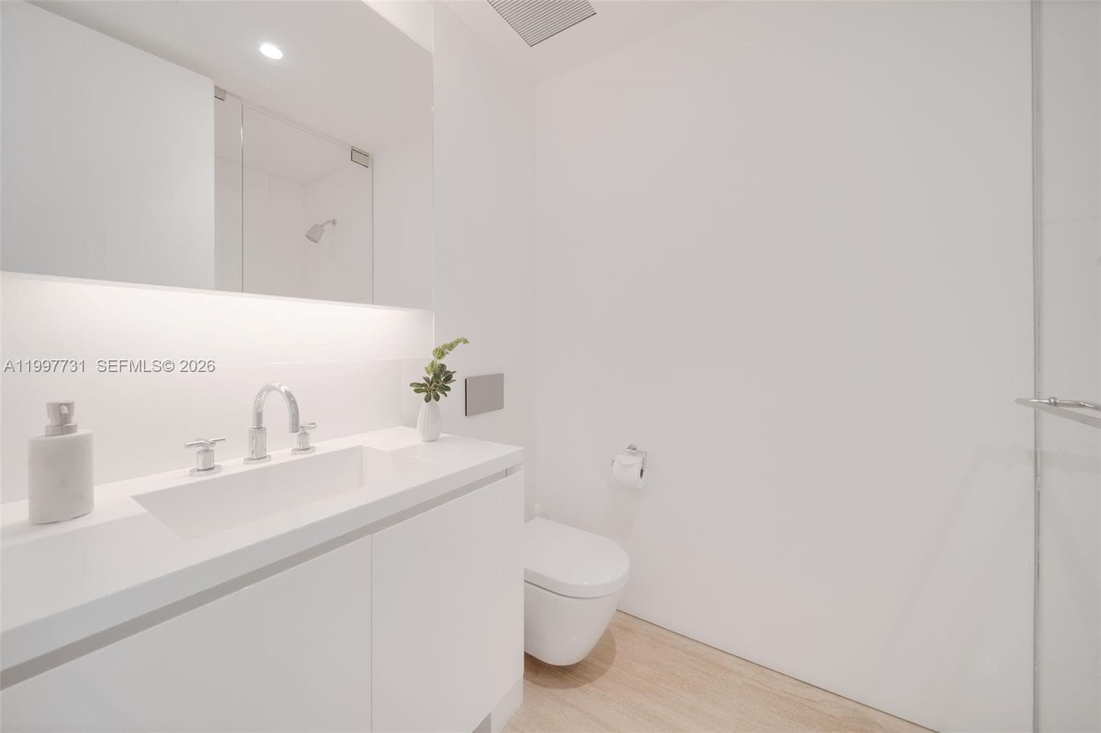 9001 Collins Ave # 605, Surfside FL 33154 — 36