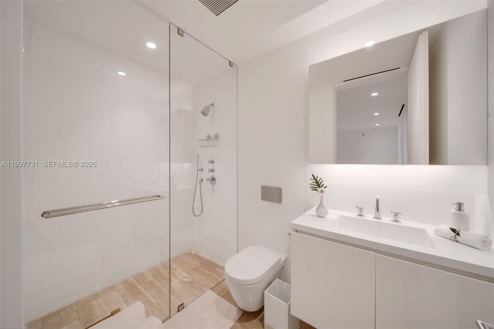 9001 Collins Ave # 605, Surfside FL 33154 — 39