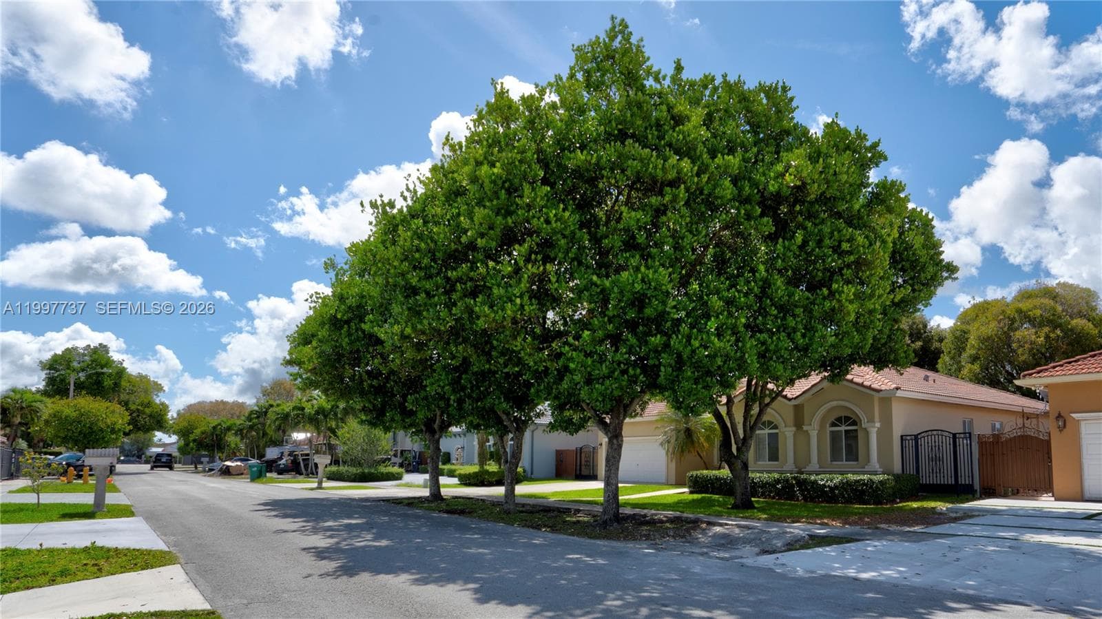 16252 SW 42nd Ter, Miami FL 33185 — 6