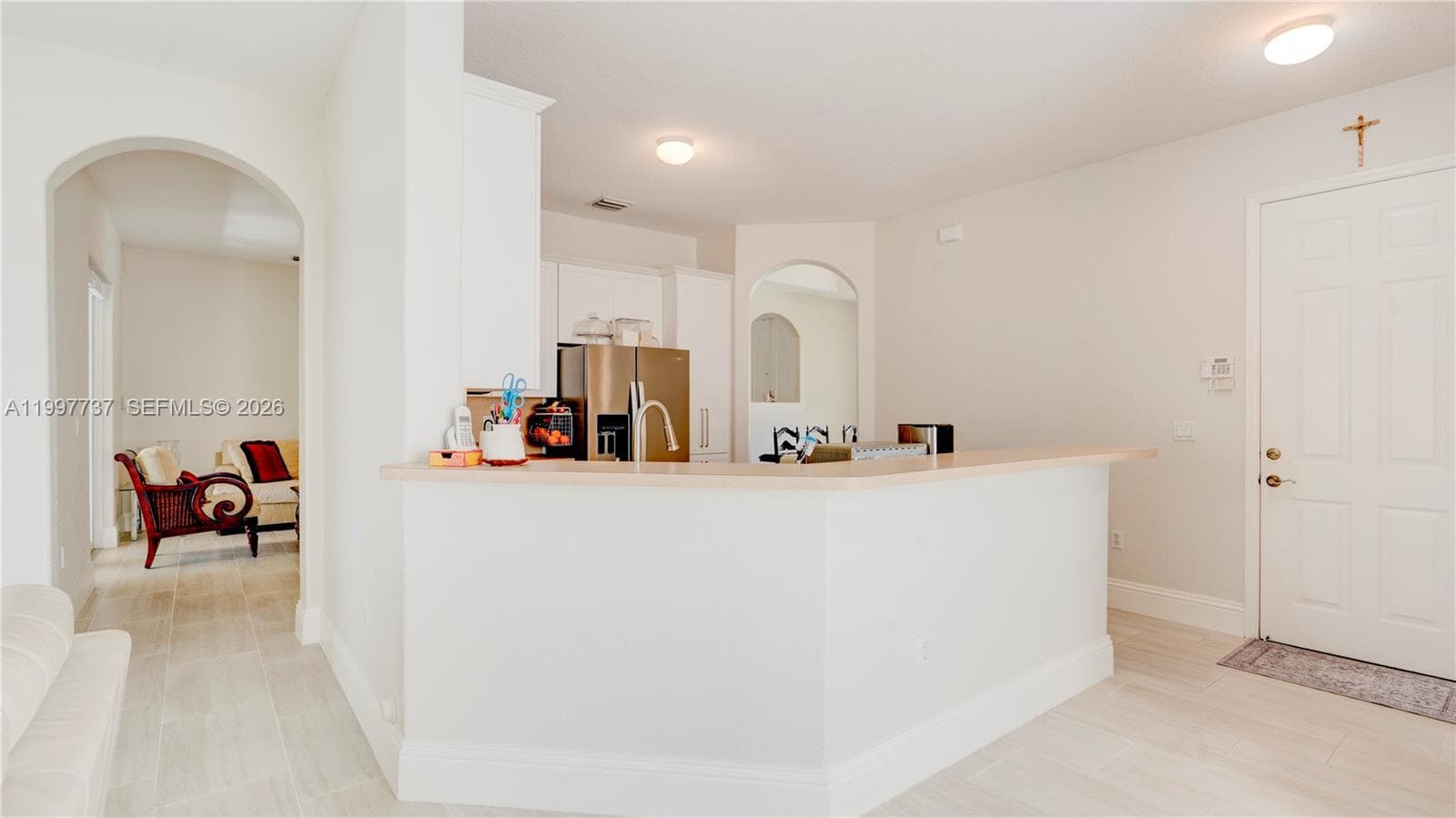 16252 SW 42nd Ter, Miami FL 33185 — 26