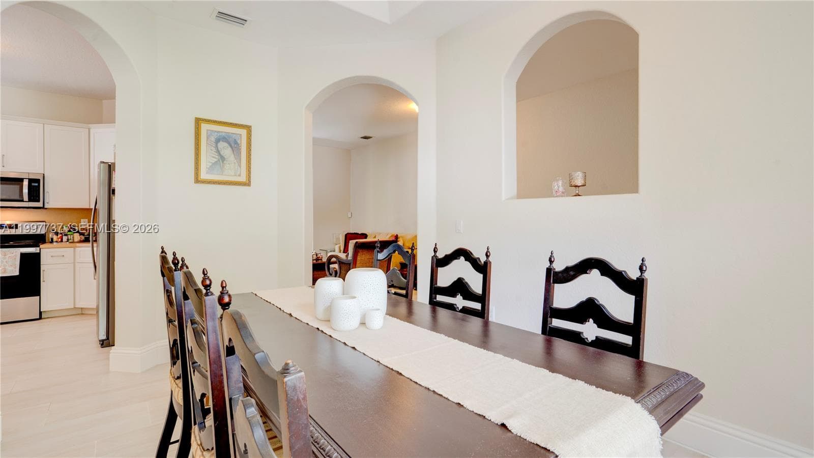 16252 SW 42nd Ter, Miami FL 33185 — 22