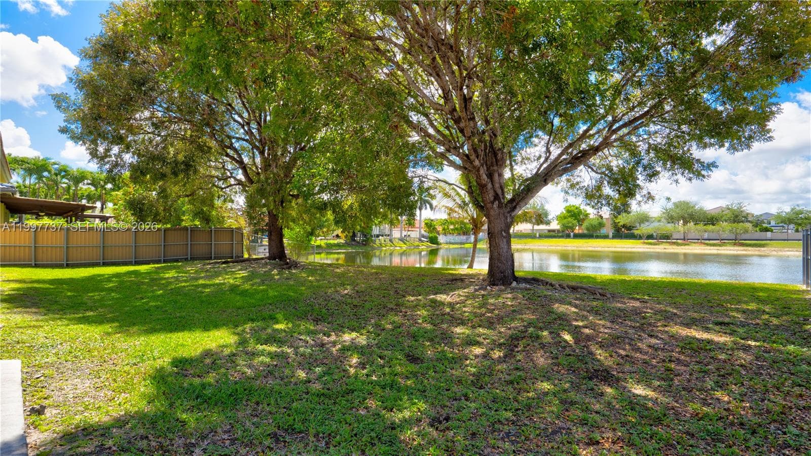 16252 SW 42nd Ter, Miami FL 33185 — 9