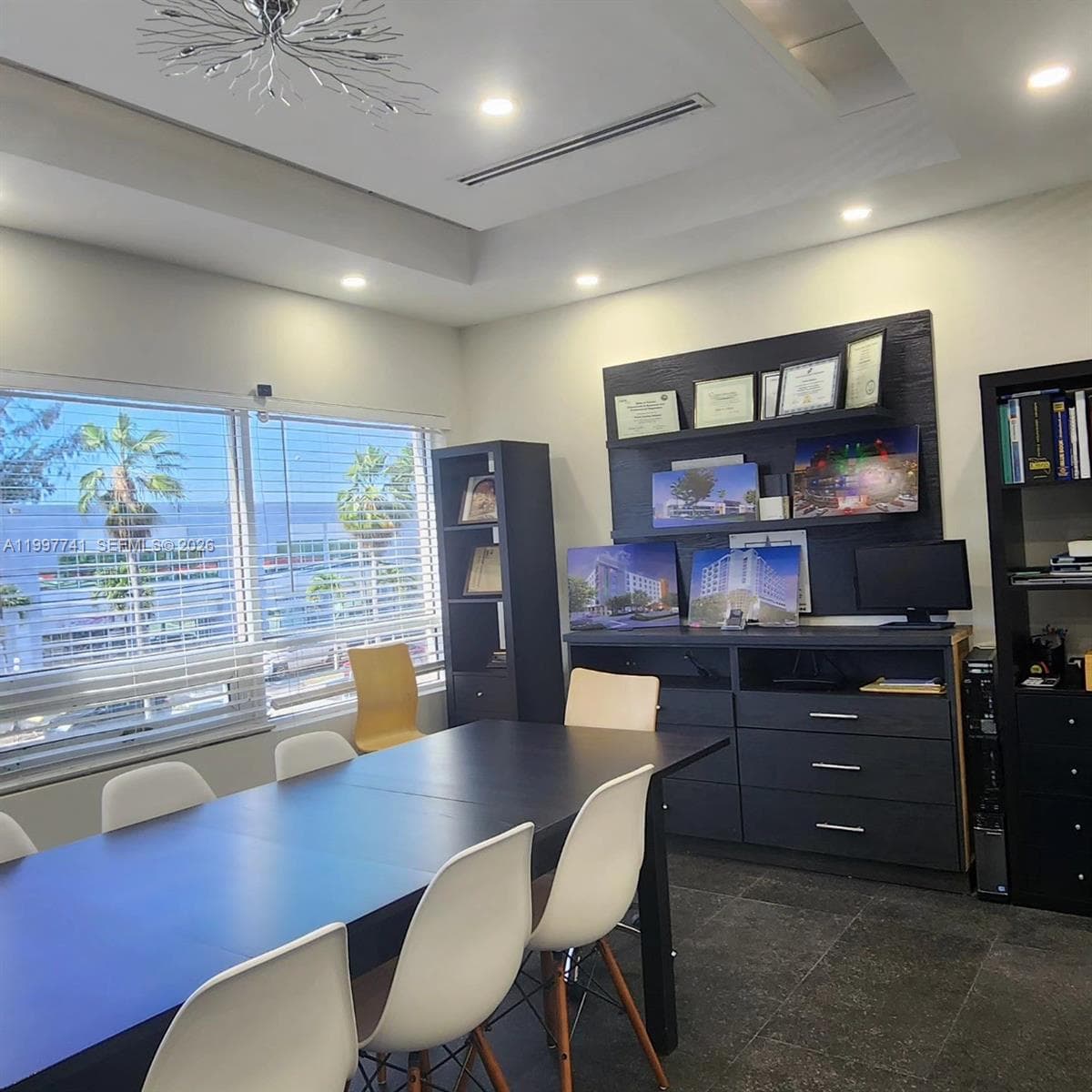 2441 NW 93 # B, Doral FL 33172 — 8