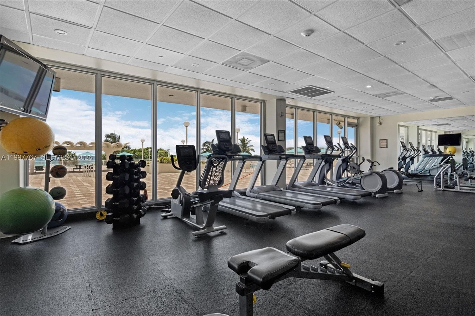 5701 Collins Ave # 1707, Miami Beach FL 33140 — 56
