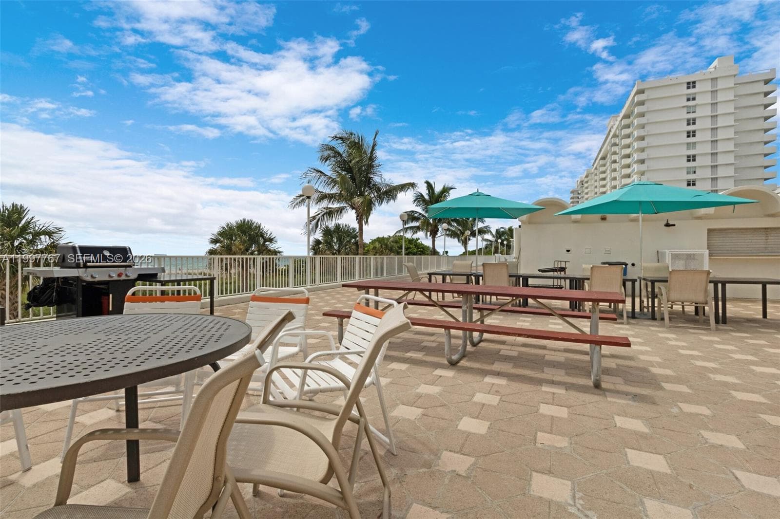 5701 Collins Ave # 1707, Miami Beach FL 33140 — 57