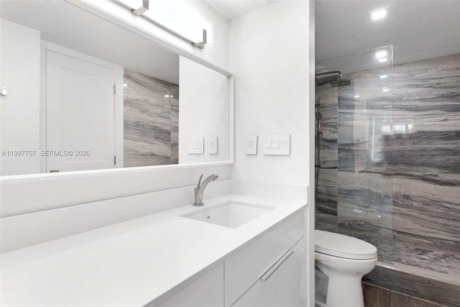 5701 Collins Ave # 1707, Miami Beach FL 33140 — 14