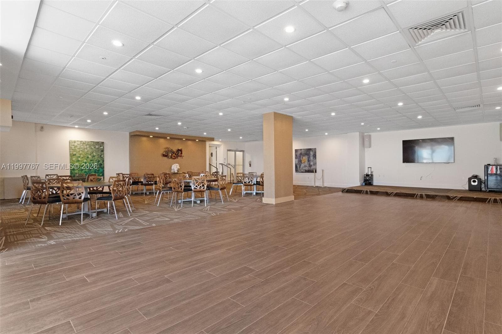 5701 Collins Ave # 1707, Miami Beach FL 33140 — 41