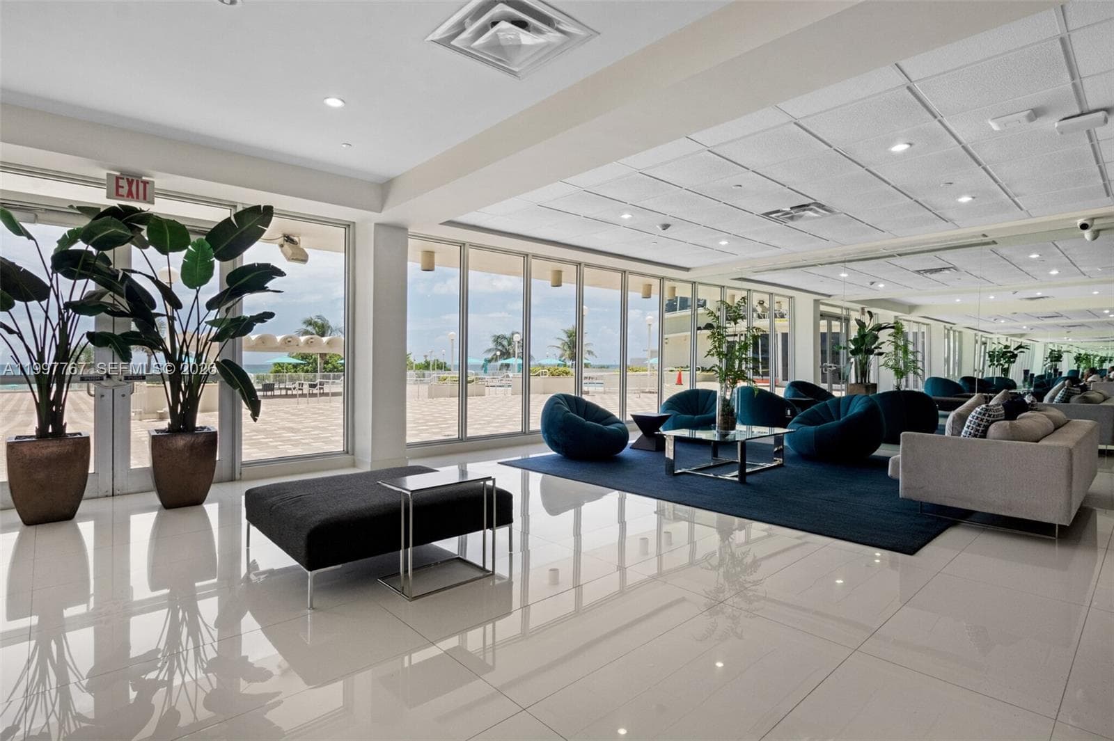 5701 Collins Ave # 1707, Miami Beach FL 33140 — 54