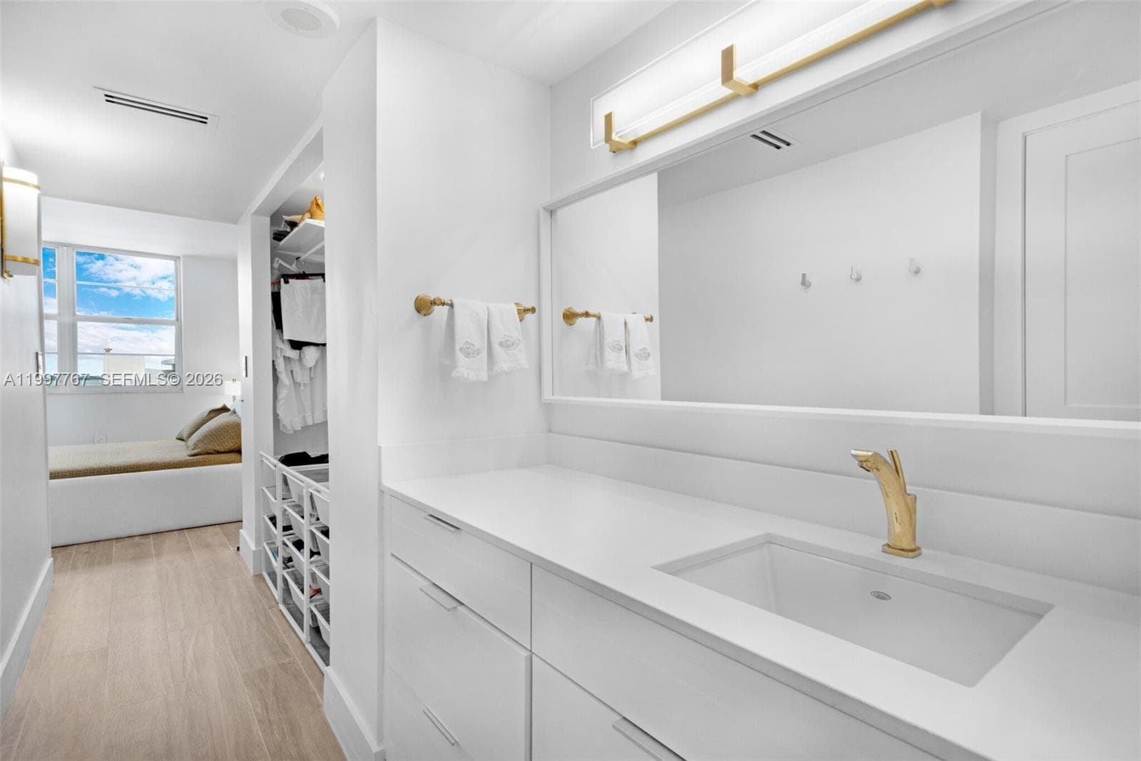 5701 Collins Ave # 1707, Miami Beach FL 33140 — 15