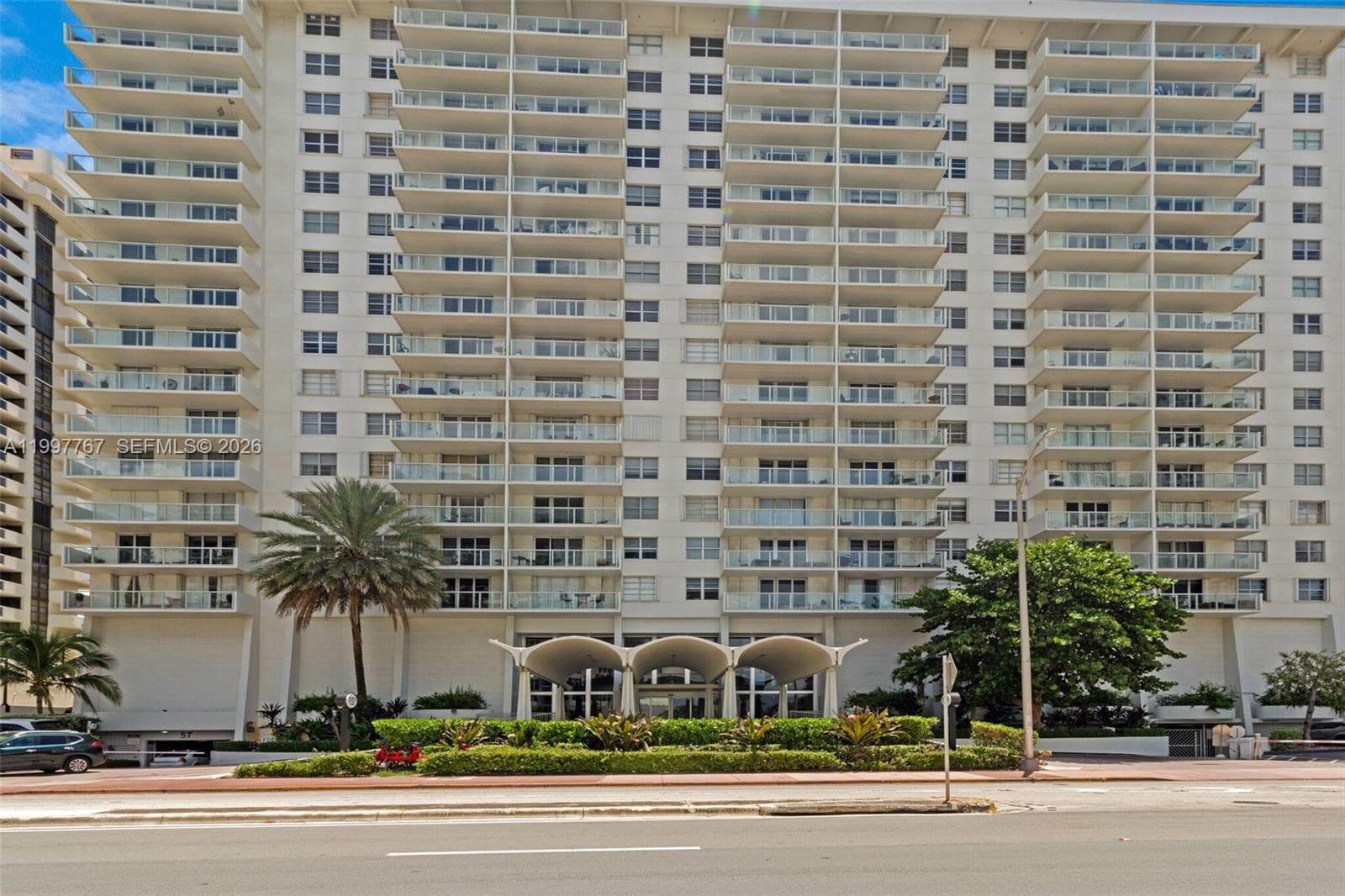 5701 Collins Ave # 1707, Miami Beach FL 33140 — 35