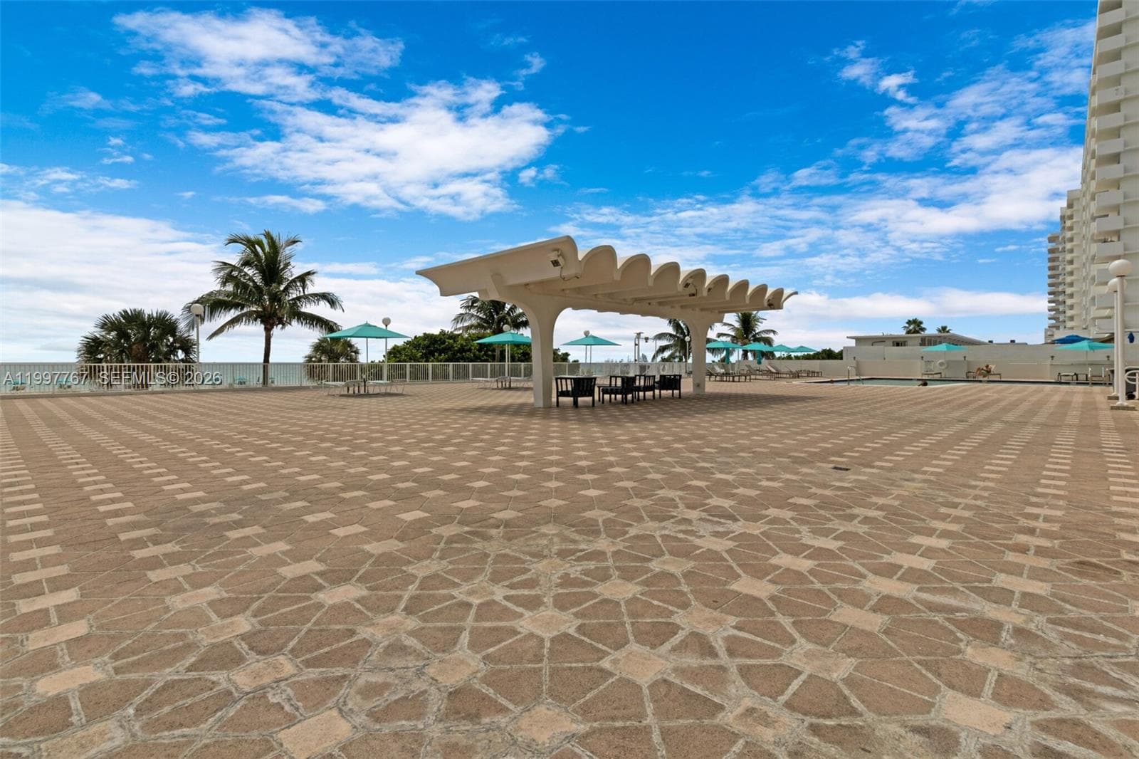 5701 Collins Ave # 1707, Miami Beach FL 33140 — 60