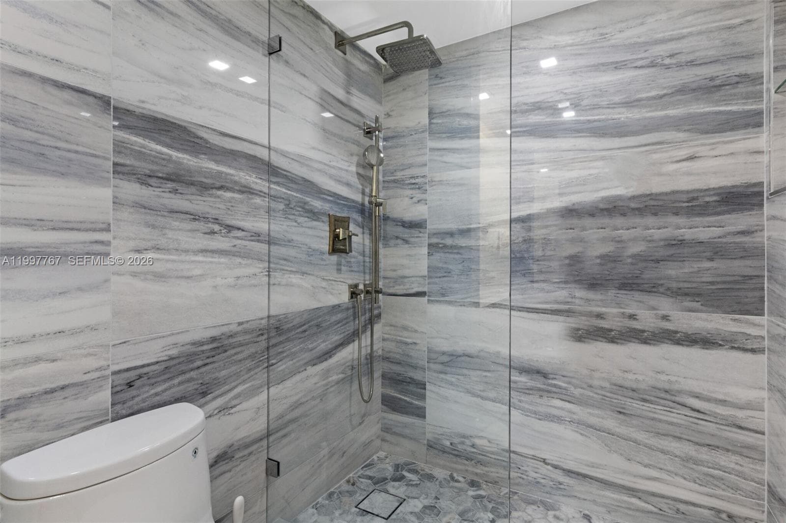 5701 Collins Ave # 1707, Miami Beach FL 33140 — 29