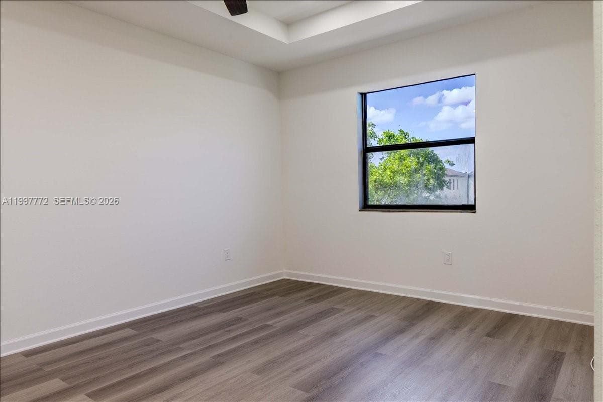 3335 W 94th Ter, Hialeah FL 33018 — 34