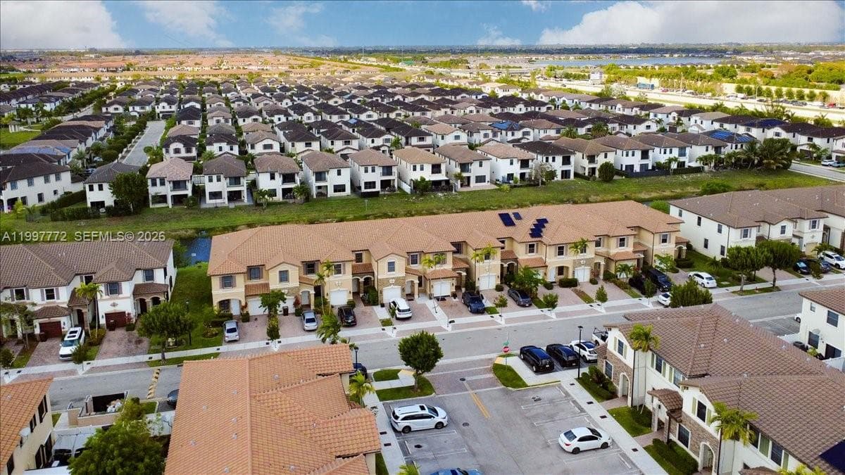 3335 W 94th Ter, Hialeah FL 33018 — 41