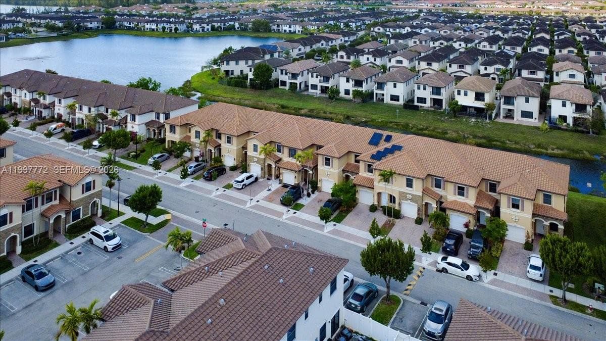 3335 W 94th Ter, Hialeah FL 33018 — 40