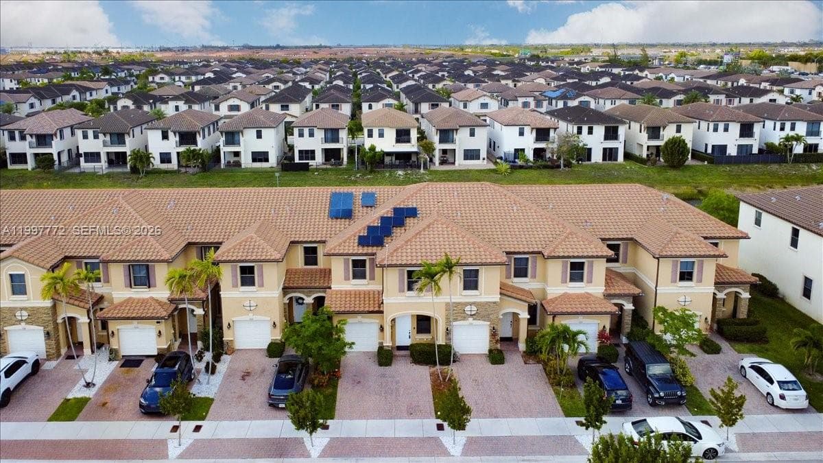 3335 W 94th Ter, Hialeah FL 33018 — 39