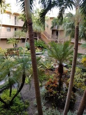 10425 SW 112th Ave # 211, Miami FL 33176 — 13