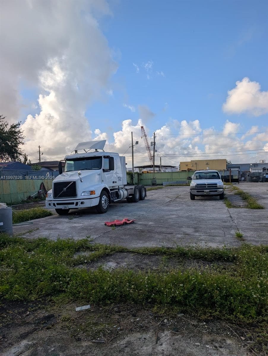3175 NW 75TH STREET, Miami FL 33147 — 7