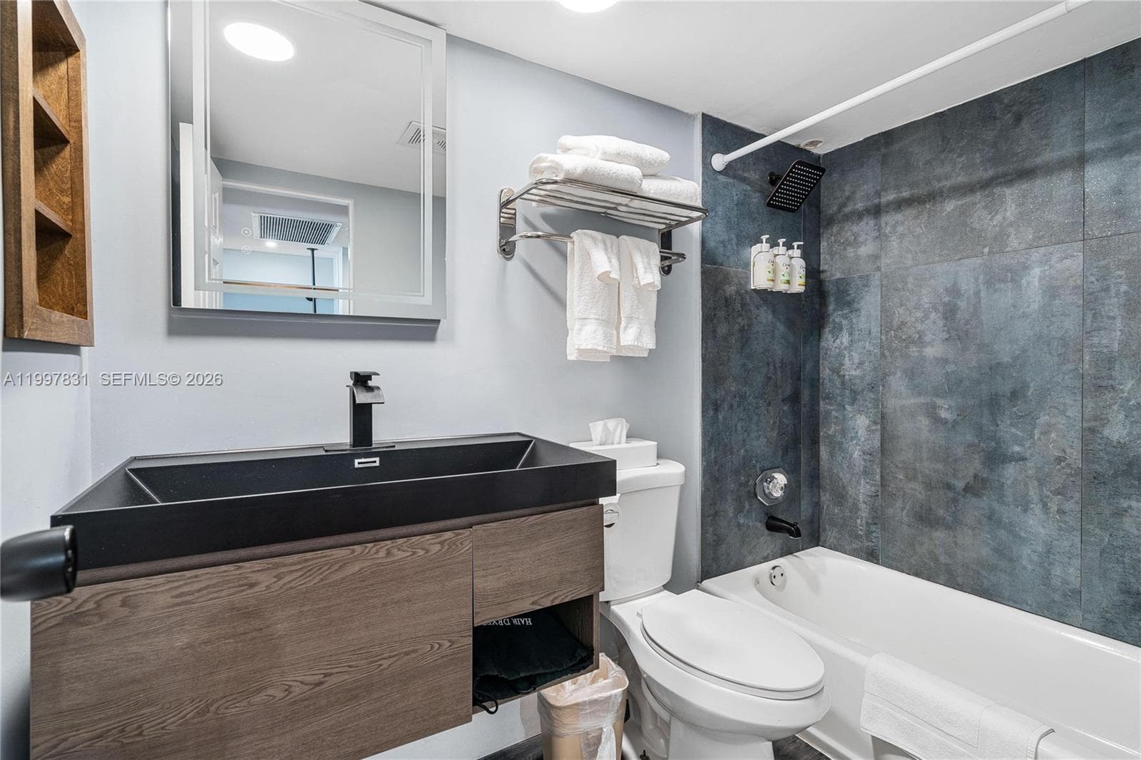 19201 Collins Ave # 324, Sunny Isles Beach FL 33160 — 4