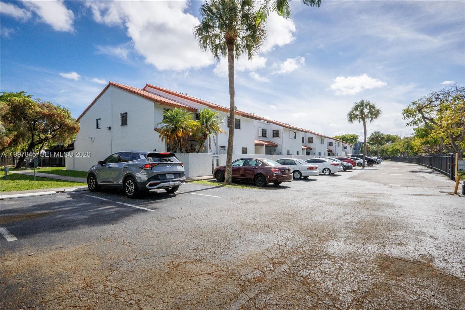 6211 SW 138th Ct # B, Miami FL 33183 — 3